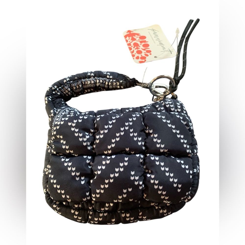 Free People FP Movement Quilted Micro Pouch, Navy and White, New with Tags - Picture 3 of 3